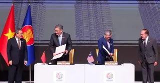 মুক্ত বাণিজ্য সম্প্রসারণে আসিয়ানের সঙ্গে চুক্তি করলো চীন